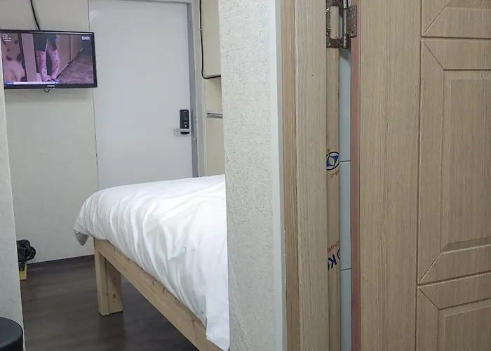 Stayin Myeongdong - Foreigners Only