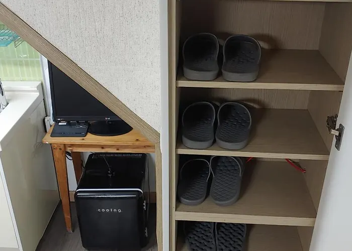 Gasthuis Stayin Myeongdong - Foreigners Only 3*