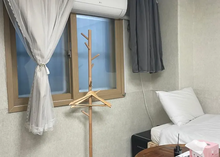 Stayin Myeongdong - Foreigners Only Gasthuis